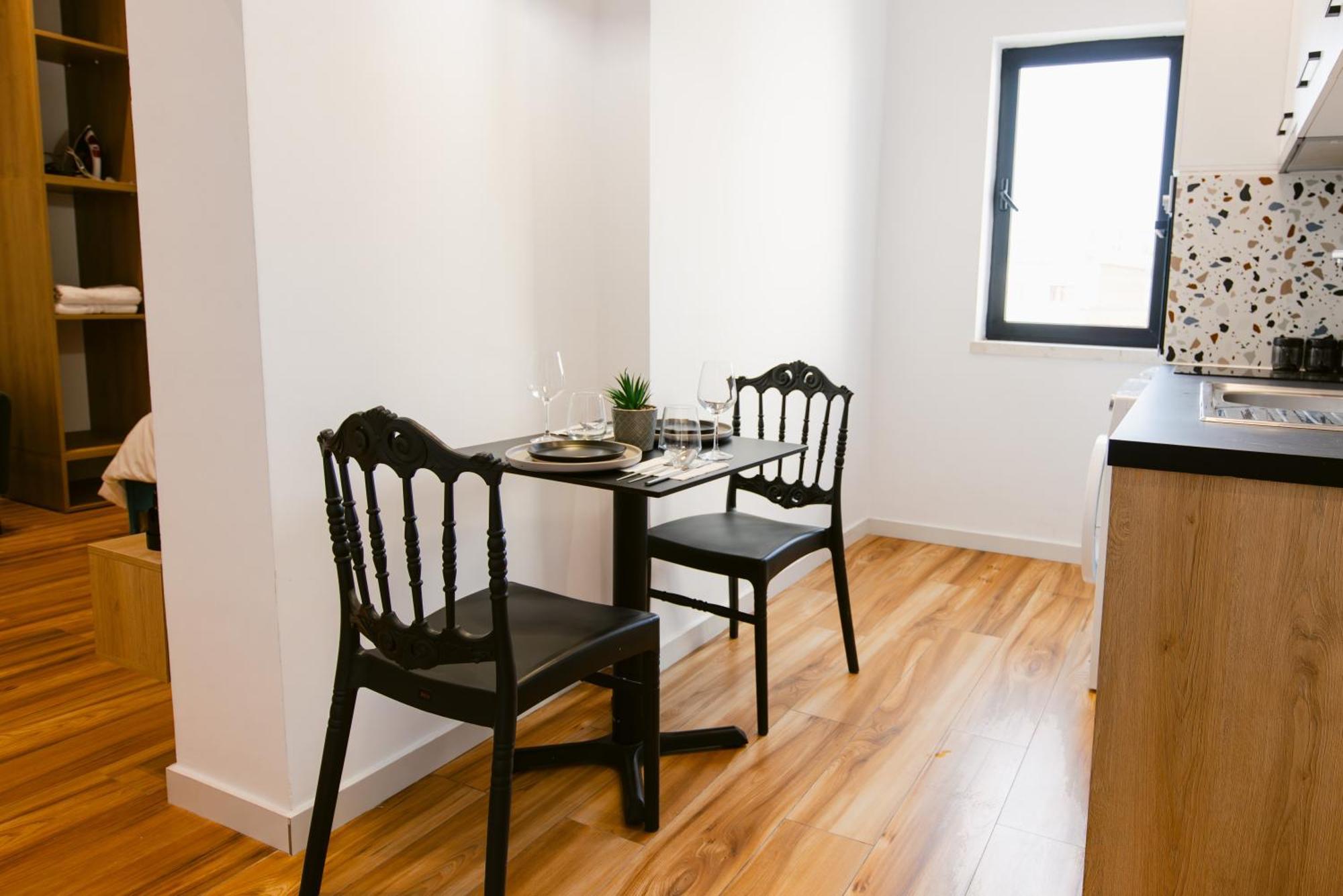 Durres Str Modern Apartments - The Nest Tirana Exteriör bild